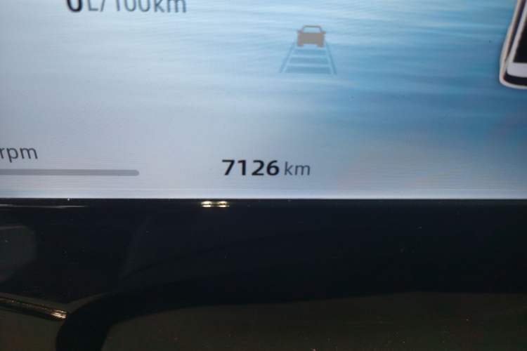 Used Geely Auto Monjaro L 2025 Dongfang Yao 2.0TD Automatic All-Wheel-Drive Wangyue Edition Odometer Close Up