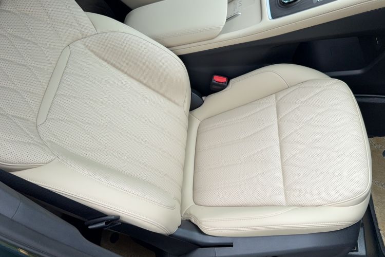 Used Geely Auto Monjaro L 2025 Dongfang Yao 2.0TD Automatic Lanxing Edition Right Front Seat