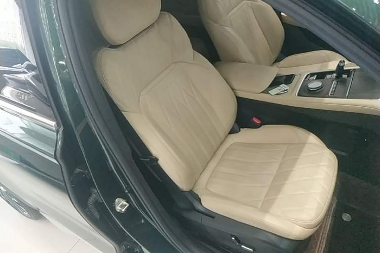Used Geely Auto Monjaro L 2025 Dongfang Yao 2.0TD Automatic Lanxing Edition Right Front Seat