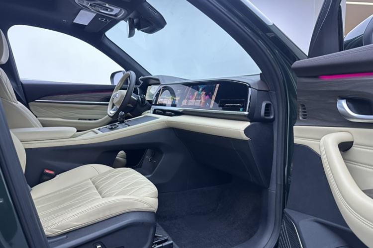 Used Geely Auto Monjaro L 2025 Dongfang Yao 2.0TD Automatic All-Wheel-Drive Wangyue Edition Right Front Seat