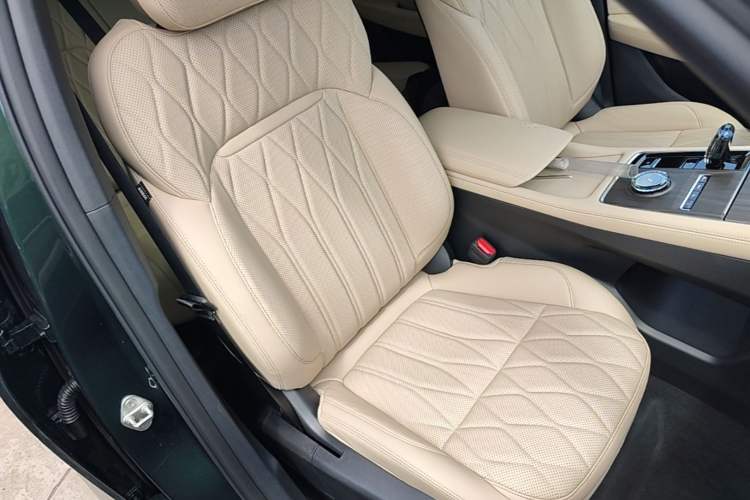Used Geely Auto Monjaro L 2025 Dongfang Yao 2.0TD Automatic All-Wheel-Drive Wangyue Edition Right Front Seat