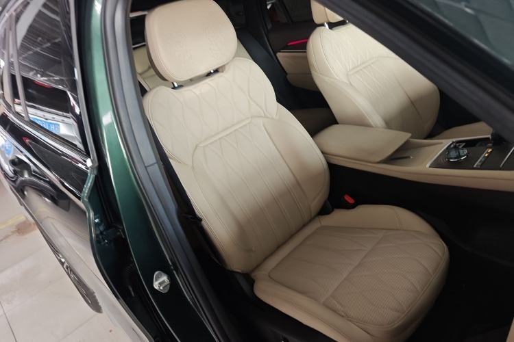 Used Geely Auto Monjaro L 2025 Dongfang Yao 2.0TD Automatic All-Wheel-Drive Wangyue Edition Right Front Seat