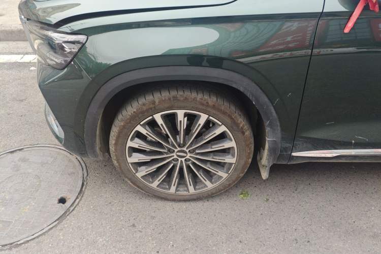 Used Geely Auto Monjaro L 2025 Dongfang Yao 2.0TD Automatic Lanxing Edition Right Front Wheel Hub