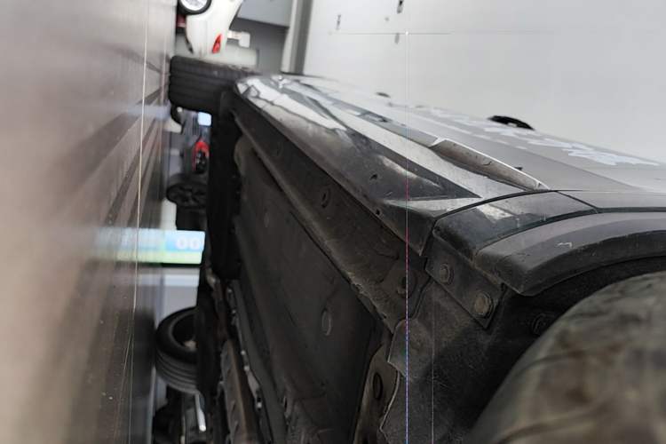 Used Geely Auto Monjaro L 2025 Dongfang Yao 2.0TD Automatic All-Wheel-Drive Wangyue Edition Right Side Sill