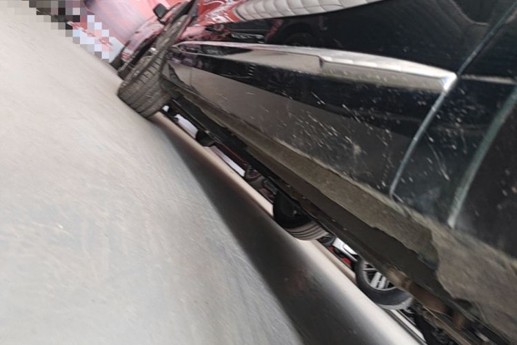 Used Geely Auto Monjaro L 2025 Dongfang Yao 2.0TD Automatic All-Wheel-Drive Wangyue Edition Right Side Sill