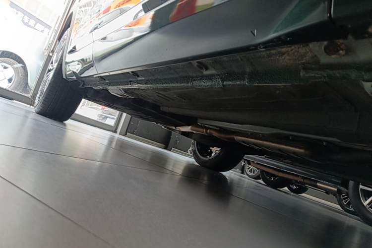 Used Geely Auto Monjaro L 2025 Dongfang Yao 2.0TD Automatic All-Wheel-Drive Wangyue Edition Right Side Sill