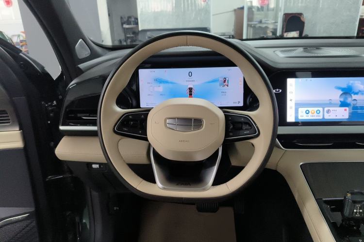 Used Geely Auto Monjaro L 2025 Dongfang Yao 2.0TD Automatic All-Wheel-Drive Wangyue Edition Steering Wheel