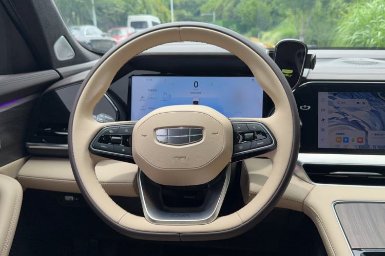 Used Geely Auto Monjaro L 2025 Dongfang Yao 2.0TD Automatic Lanxing Edition Steering Wheel