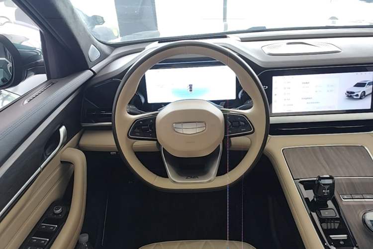 Used Geely Auto Monjaro L 2025 Dongfang Yao 2.0TD Automatic All-Wheel-Drive Wangyue Edition Steering Wheel