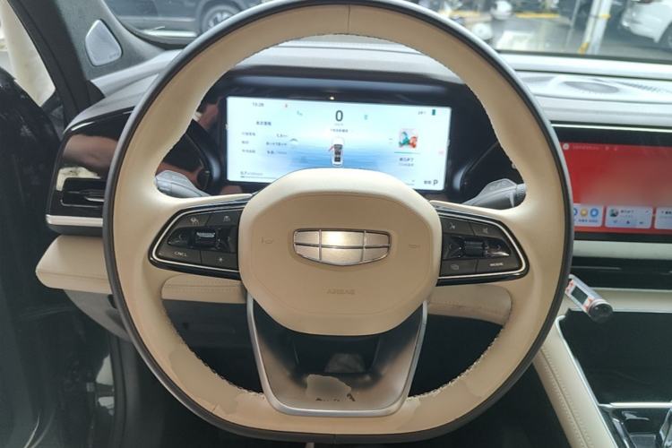 Used Geely Auto Monjaro L 2025 Dongfang Yao 2.0TD Automatic All-Wheel-Drive Wangyue Edition Steering Wheel