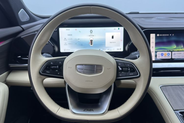 Used Geely Auto Monjaro L 2025 Dongfang Yao 2.0TD Automatic All-Wheel-Drive Wangyue Edition Steering Wheel