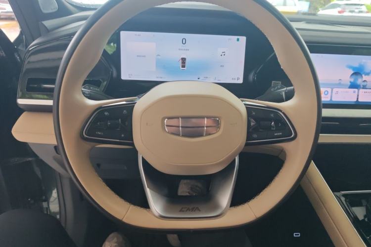 Used Geely Auto Monjaro L 2025 Dongfang Yao 2.0TD Automatic All-Wheel-Drive Wangyue Edition Steering Wheel
