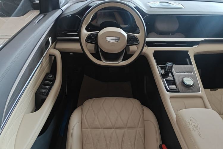 Used Geely Auto Monjaro L 2025 Dongfang Yao 2.0TD Automatic All-Wheel-Drive Wangyue Edition Steering Wheel