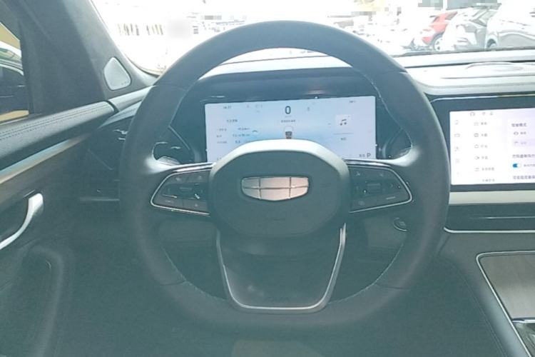 Used Geely Auto Monjaro L 2025 Dongfang Yao 2.0TD Automatic All-Wheel-Drive Wangyue Edition Steering Wheel