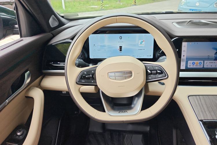 Used Geely Auto Monjaro L 2025 Dongfang Yao 2.0TD Automatic All-Wheel-Drive Wangyue Edition Steering Wheel