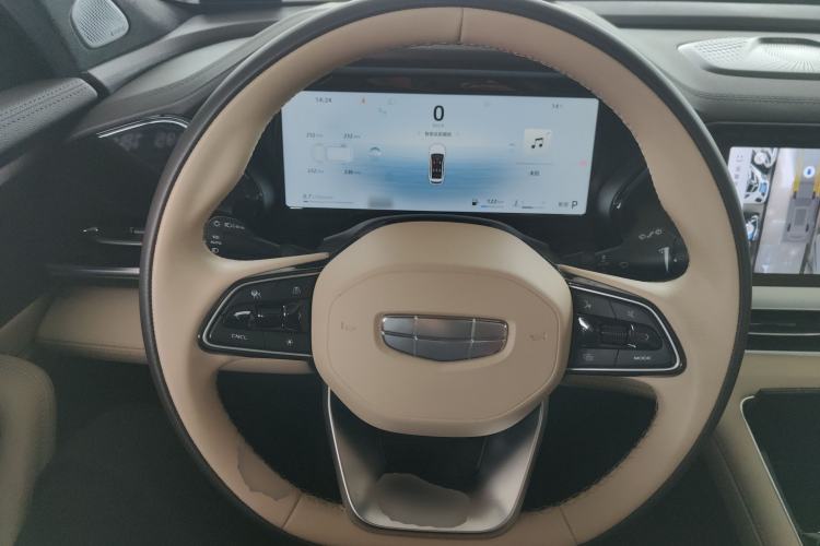 Used Geely Auto Monjaro L 2025 Dongfang Yao 2.0TD Automatic All-Wheel-Drive Wangyue Edition Steering Wheel