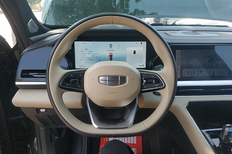 Used Geely Auto Monjaro L 2025 Dongfang Yao 2.0TD Automatic All-Wheel-Drive Wangyue Edition Steering Wheel