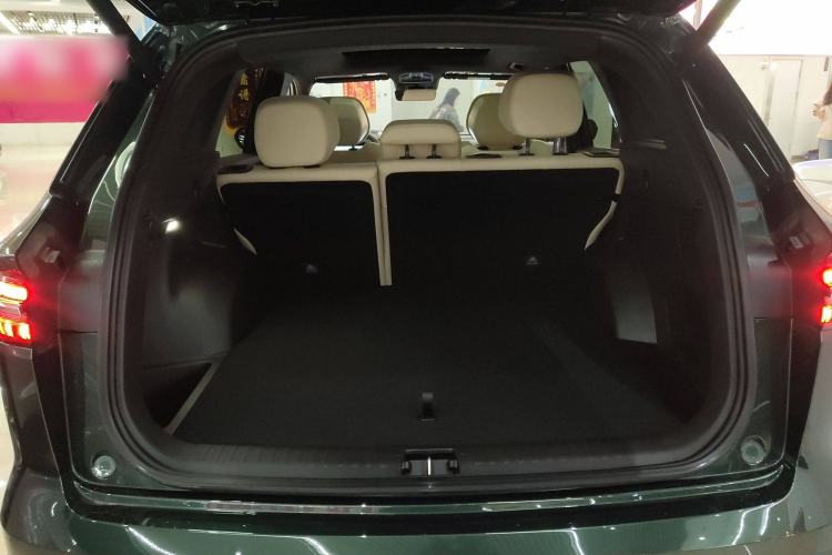 Used Geely Auto Monjaro L 2025 Dongfang Yao 2.0TD Automatic All-Wheel-Drive Wangyue Edition Trunk