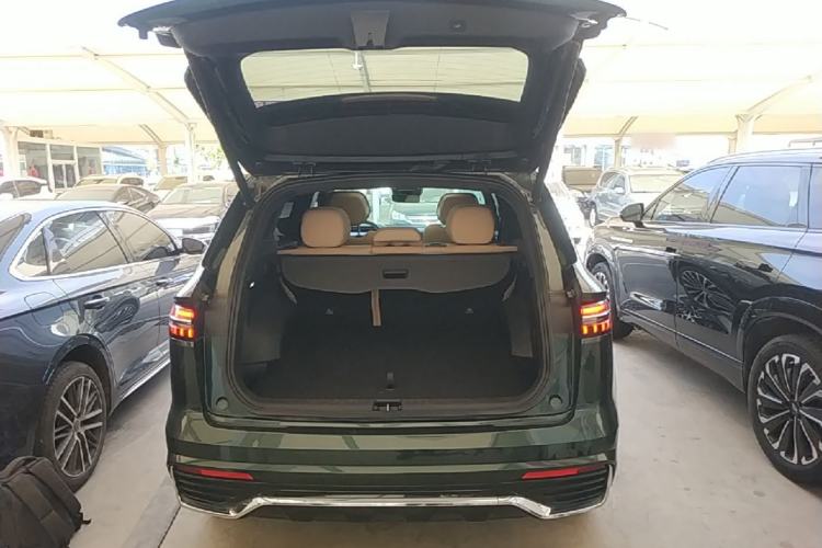 Used Geely Auto Monjaro L 2025 Dongfang Yao 2.0TD Automatic All-Wheel-Drive Wangyue Edition Trunk