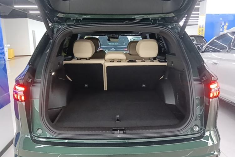 Used Geely Auto Monjaro L 2025 Dongfang Yao 2.0TD Automatic Lanxing Edition Trunk