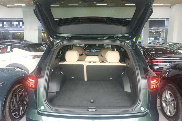 Used Geely Auto Monjaro L 2025 Dongfang Yao 2.0TD Automatic All-Wheel-Drive Wangyue Edition Trunk