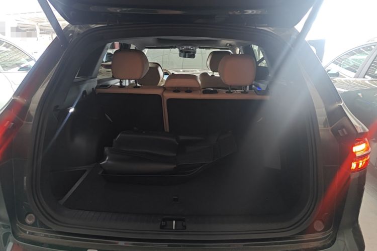 Used Geely Auto Monjaro L 2025 Dongfang Yao 2.0TD Automatic All-Wheel-Drive Wangyue Edition Trunk