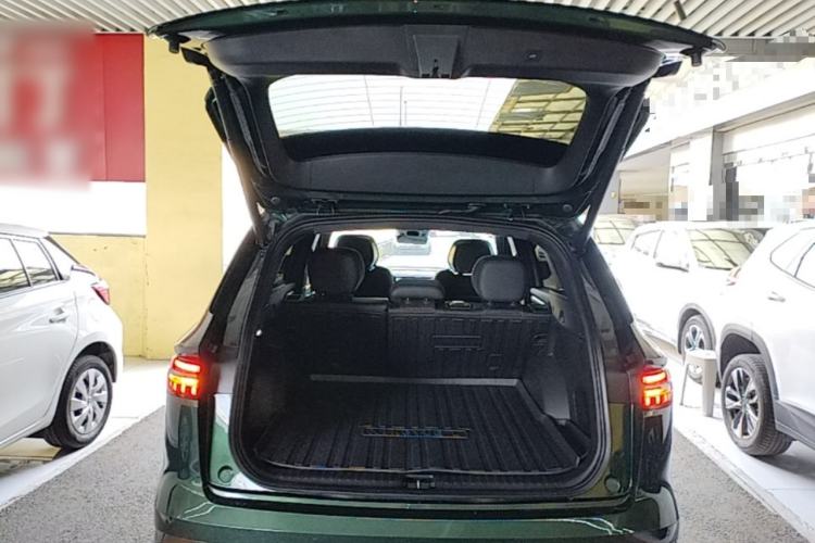 Used Geely Auto Monjaro L 2025 Dongfang Yao 2.0TD Automatic All-Wheel-Drive Wangyue Edition Trunk