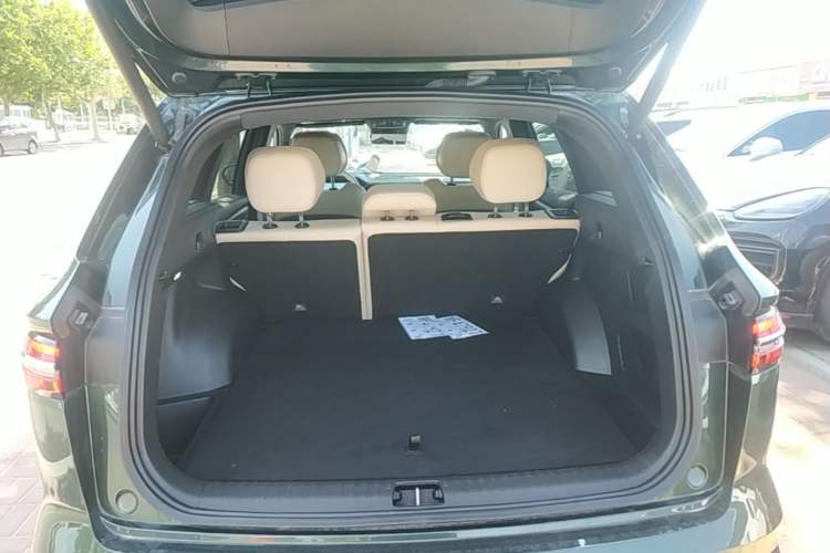 Used Geely Auto Monjaro L 2025 Dongfang Yao 2.0TD Automatic All-Wheel-Drive Wangyue Edition Trunk