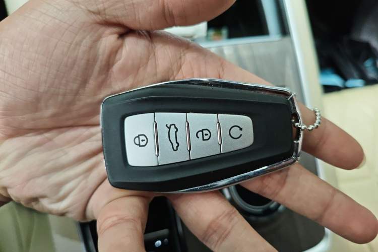 Used Geely Auto Monjaro L 2025 Dongfang Yao 2.0TD Automatic Lanxing Edition Vehicle Key