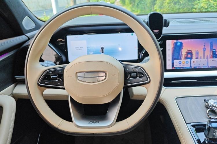 Used Geely Auto Monjaro L 2025 Dongfang Yao 2.0TD Automatic Lanxing Edition Steering Wheel