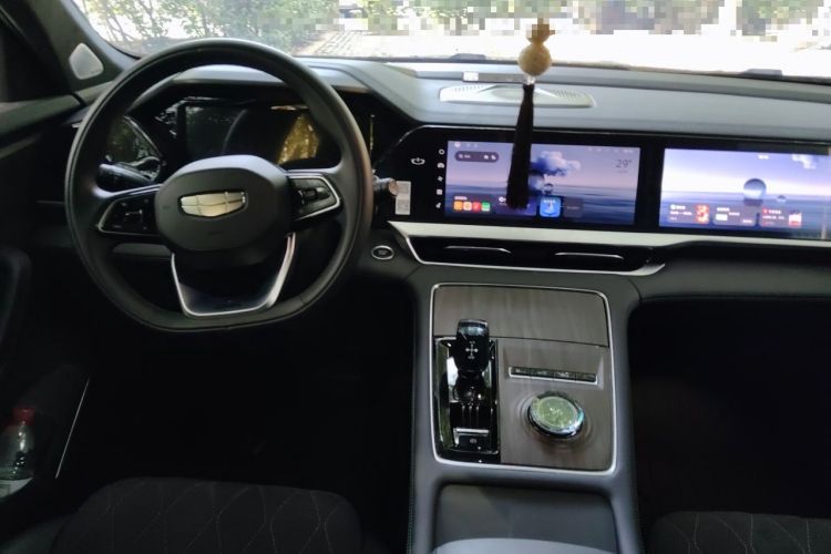 Used Geely Auto Monjaro L 2025 Dongfang Yao 2.0TD Automatic All-Wheel-Drive Wangyue Edition Center Console