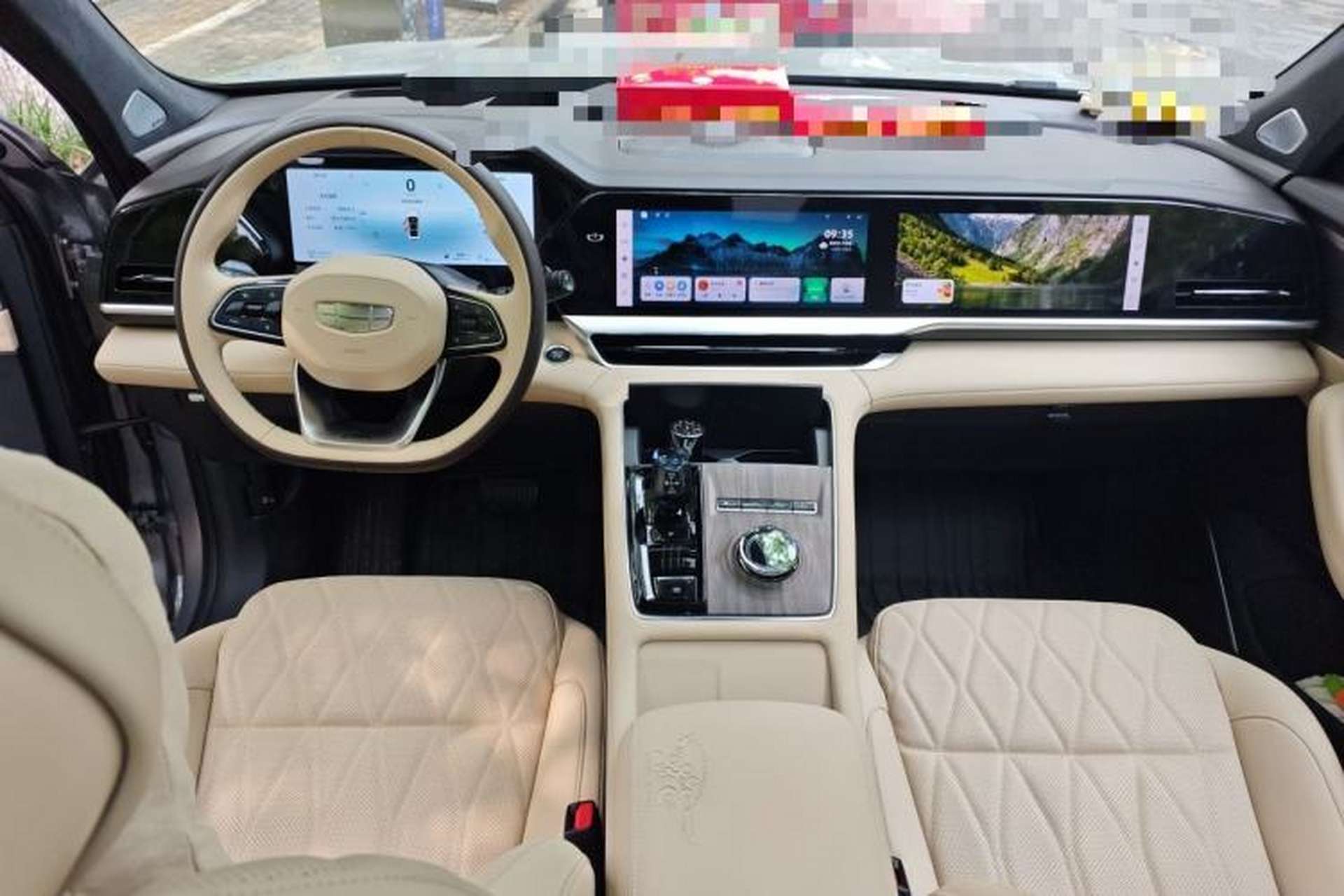 Used Geely Auto Monjaro L 2025 Dongfang Yao 2.0TD Automatic Lanxing Edition Center Console