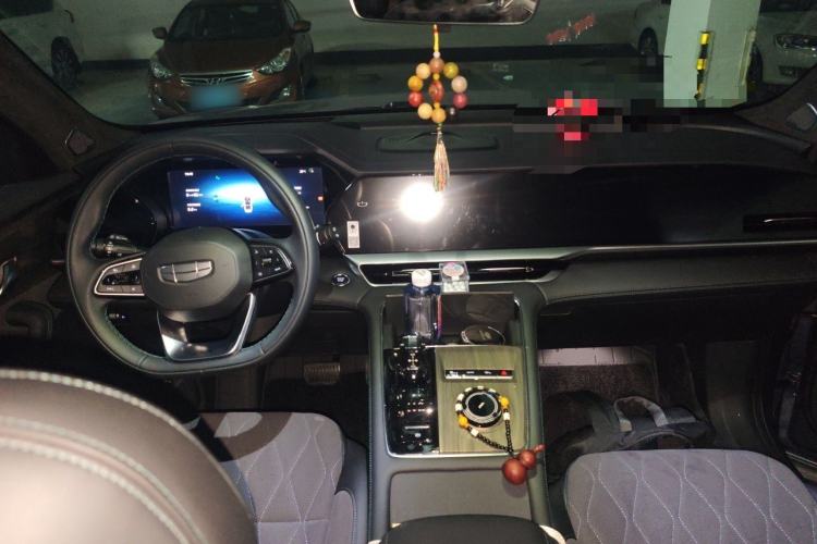 Used Geely Auto Monjaro L 2025 Dongfang Yao 2.0TD Automatic Jinzhao Edition Center Console
