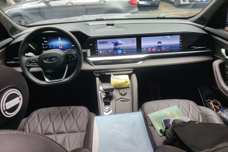 Used Geely Auto Monjaro L 2025 2.0TD Automatic Xingyun Version Center Console