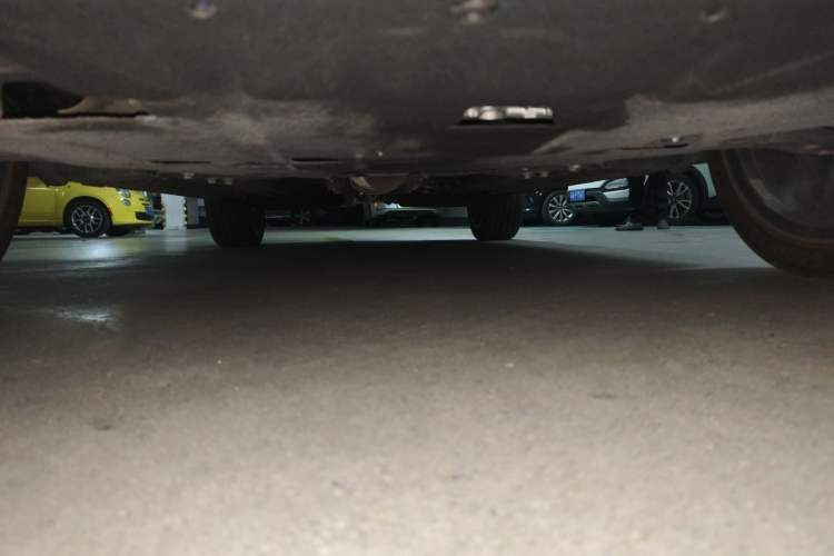 Used Geely Auto Monjaro L 2025 Dongfang Yao 2.0TD Automatic Jinzhao Edition Chassis Front