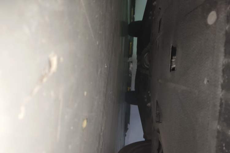 Used Geely Auto Monjaro L 2025 Dongfang Yao 2.0TD Automatic Lanxing Edition Chassis Rear