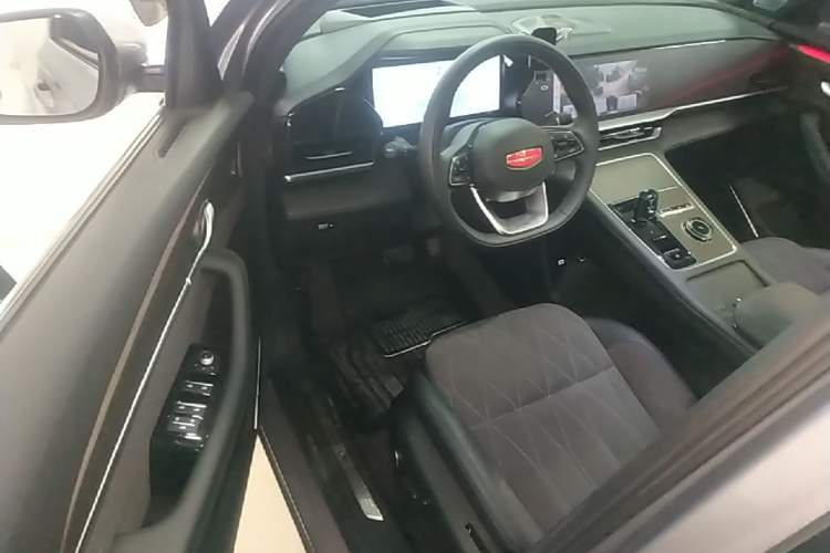 Used Geely Auto Monjaro L 2025 Dongfang Yao 2.0TD Automatic Lanxing Edition Driver Seat