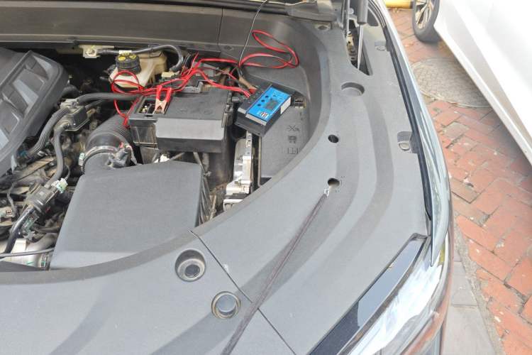 Used Geely Auto Monjaro L 2025 Dongfang Yao 2.0TD Automatic All-Wheel-Drive Wangyue Edition Engine Bay Left