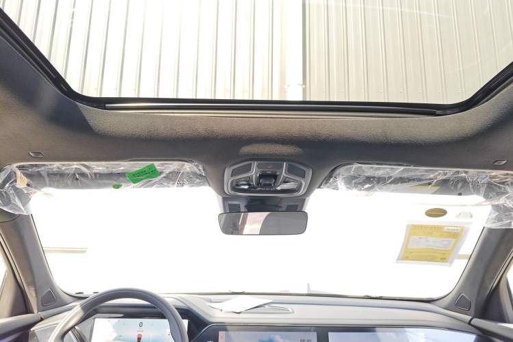 Used Geely Auto Monjaro L 2025 2.0TD Automatic Xingyun Version Headliner