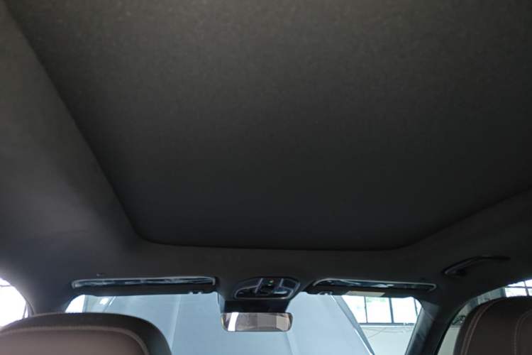Used Geely Auto Monjaro L 2025 2.0TD Automatic Xingyun Version Headliner