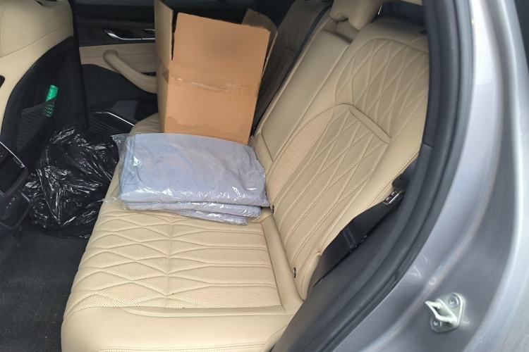 Used Geely Auto Monjaro L 2025 Dongfang Yao 2.0TD Automatic Lanxing Edition Interior 4