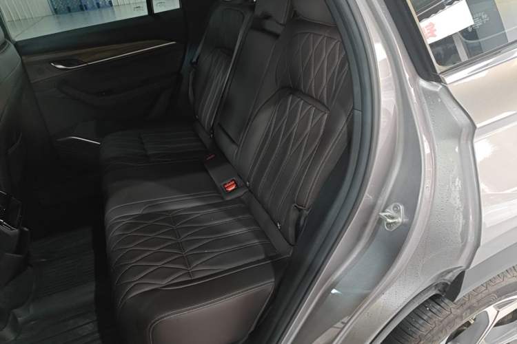 Used Geely Auto Monjaro L 2025 2.0TD Automatic Xingyun Version Left Rear Seat