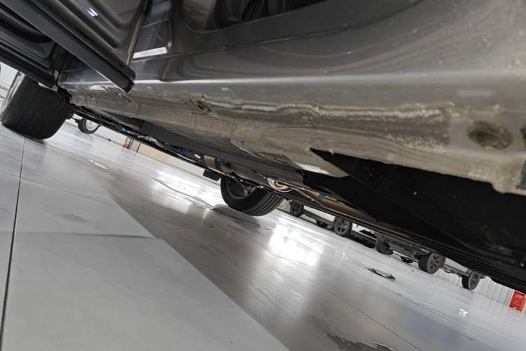 Used Geely Auto Monjaro L 2025 2.0TD Automatic Xingyun Version Left Side Sill