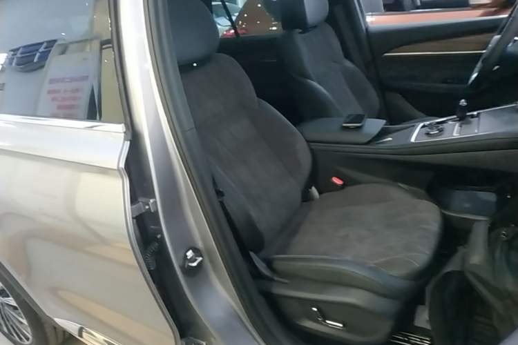 Used Geely Auto Monjaro L 2025 Dongfang Yao 2.0TD Automatic All-Wheel-Drive Wangyue Edition Right Front Seat