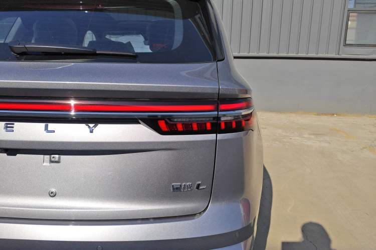 Used Geely Auto Monjaro L 2025 2.0TD Automatic Xingyun Version Right Rear Taillight