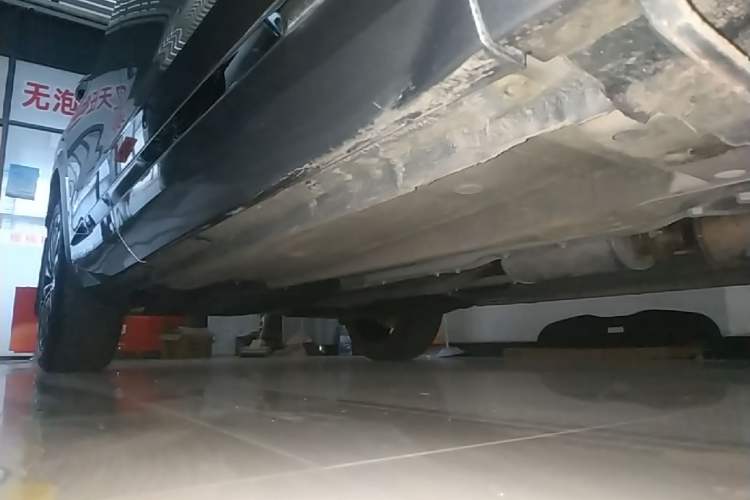 Used Geely Auto Monjaro L 2025 Dongfang Yao 2.0TD Automatic Lanxing Edition Right Side Sill