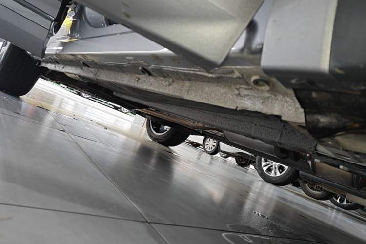 Used Geely Auto Monjaro L 2025 2.0TD Automatic Xingyun Version Right Side Sill