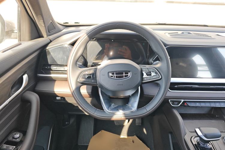 Used Geely Auto Monjaro L 2025 2.0TD Automatic Xingyun Version Steering Wheel