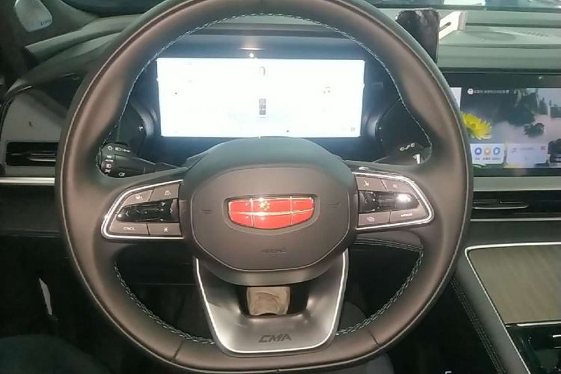 Used Geely Auto Monjaro L 2025 Dongfang Yao 2.0TD Automatic Lanxing Edition Steering Wheel
