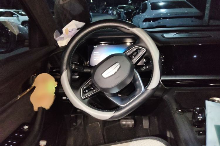 Used Geely Auto Monjaro L 2025 Dongfang Yao 2.0TD Automatic Lanxing Edition Steering Wheel